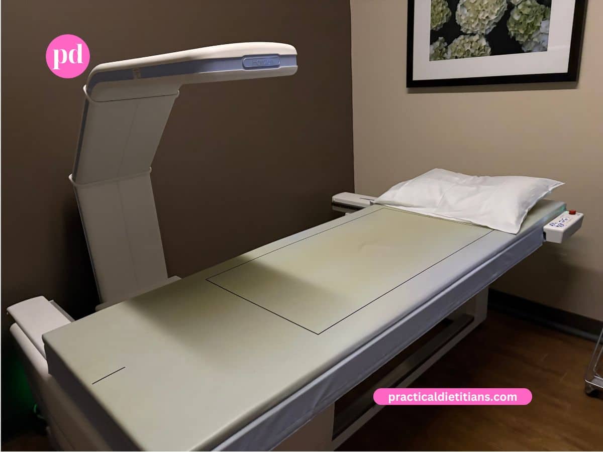 picture of a DEXA scanner